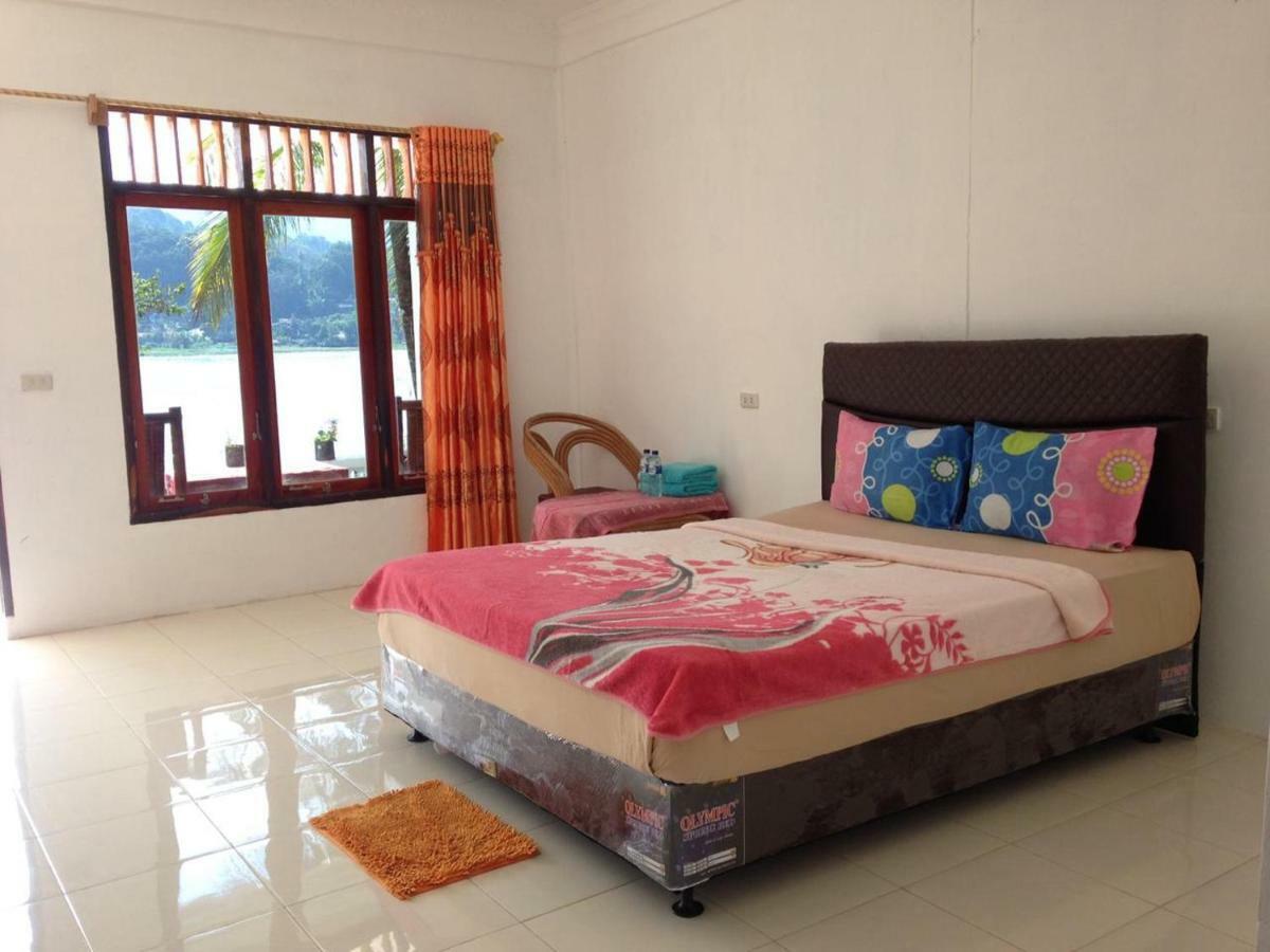 Aman'S Guesthouse Тук-Тук Екстер'єр фото