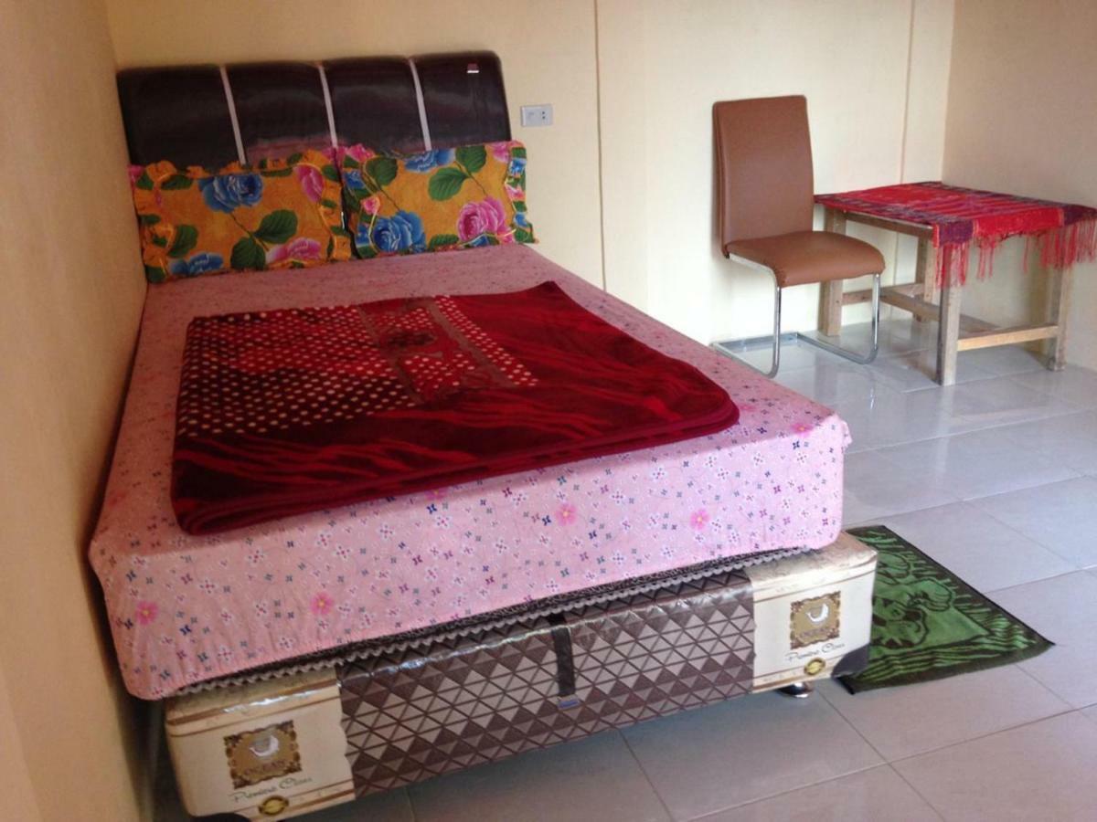 Aman'S Guesthouse Тук-Тук Екстер'єр фото