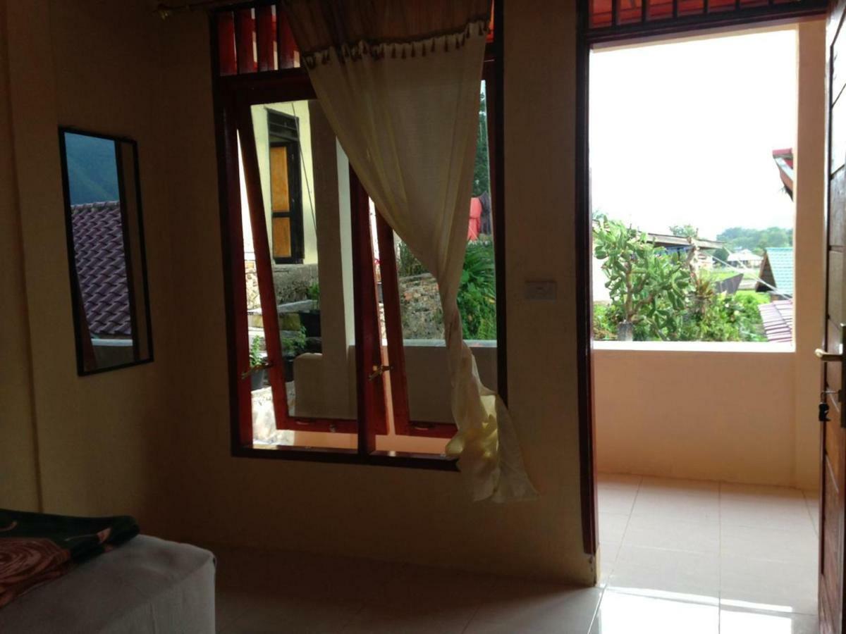 Aman'S Guesthouse Тук-Тук Екстер'єр фото